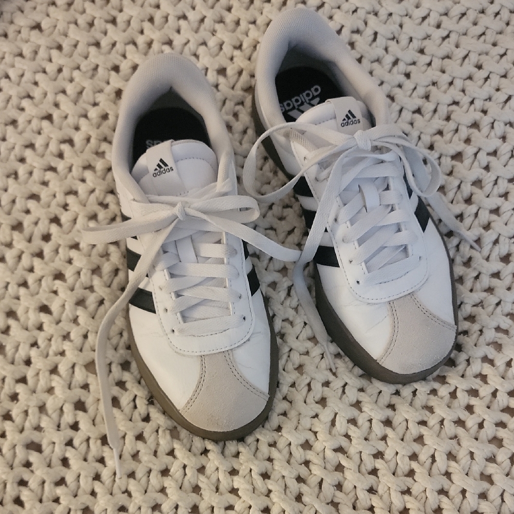 Adidas VL Court 3.0, Womens' Sneaker, US size 6 Black, White, And Cream